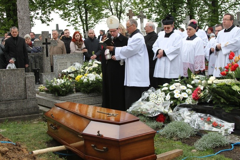 Pogrzeb ks. Jana Augustynowicza