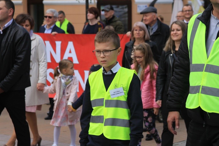 Ciechanów. Marsz dla Życia i Rodziny