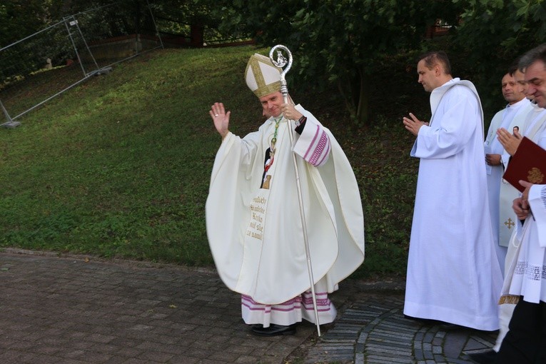 Rostkowo. Pielgrzymka dzieci (część II)