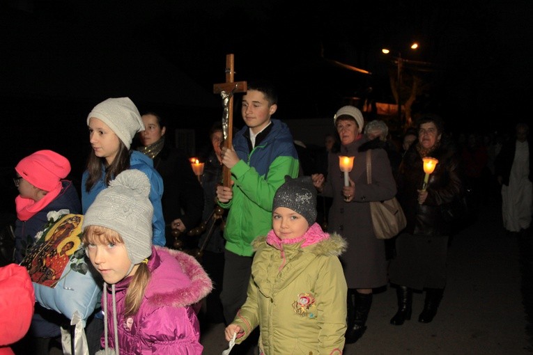 Ciemniewko. Nawiedzenie w parafii św. Mikołaja