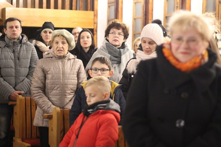 Łąck. Nawiedzenie w parafii św. Walentego w Korzeniu
