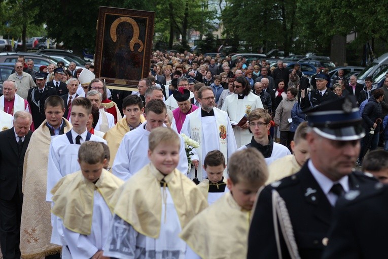 Lucień. Nawiedzenie w parafii św. Kazimierza