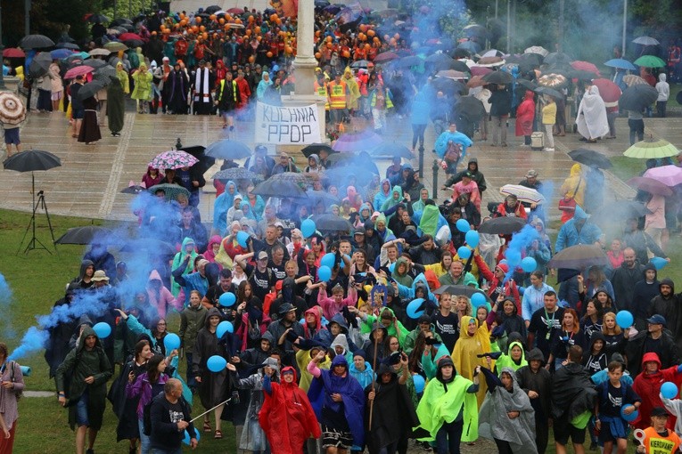 Pielgrzymka 2019. Wejście na Jasną Górę - część I