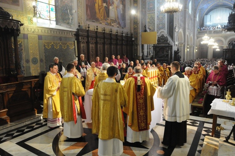 Święcenia biskupie w Płocku - cz. 1