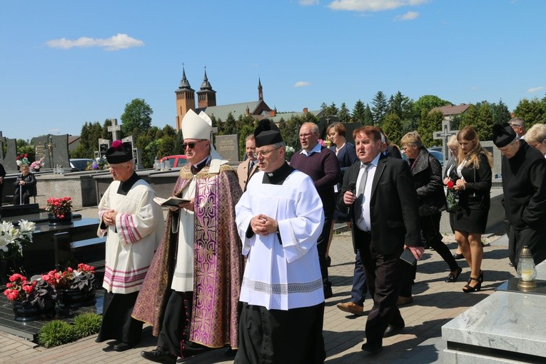 Grudusk. Pogrzeb ks. kan. Mieczysława Leśnikowskiego