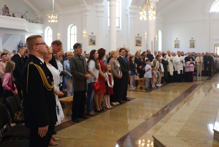 Konsekracja świątyni - parafia Trójcy Przenajświętszej Morąg