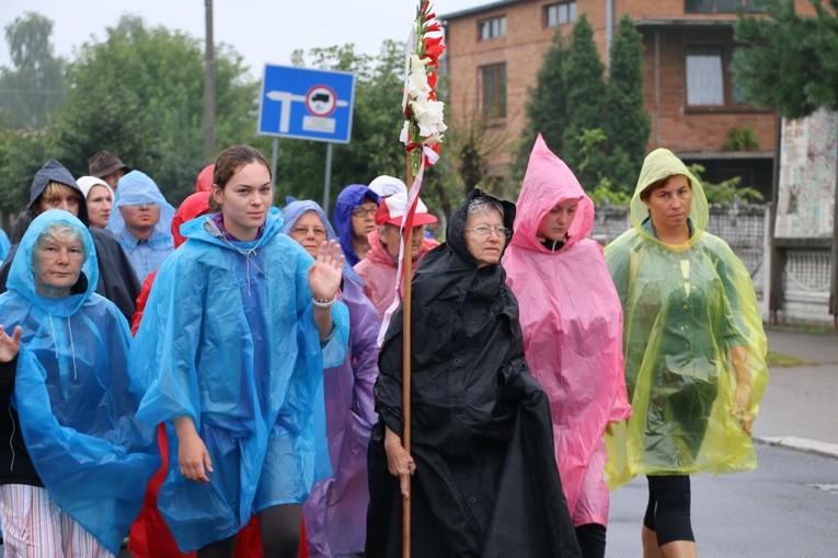 Piąty dzień pielgrzymki - Msza św. 
