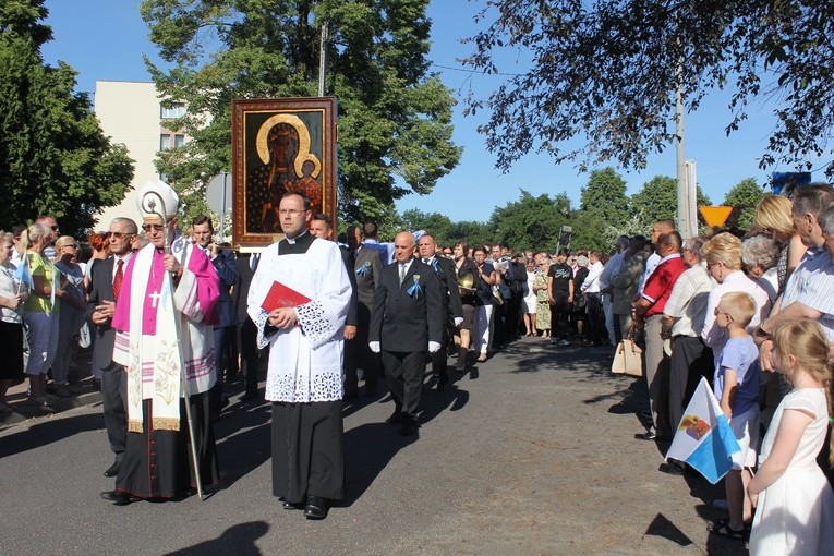 Płock. Nawiedzenie w parafii pw. Ducha Świętego