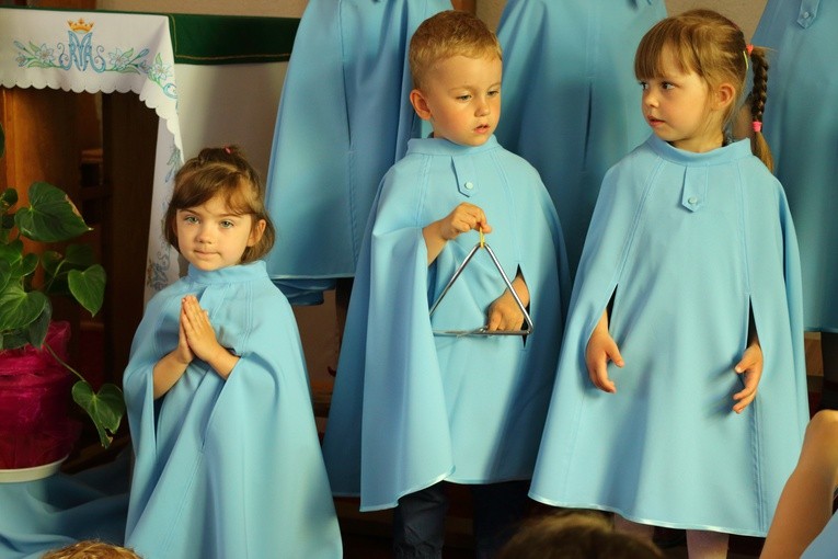 Konkurs Pieśni Maryjnych - przedszkole bł. Franciszki