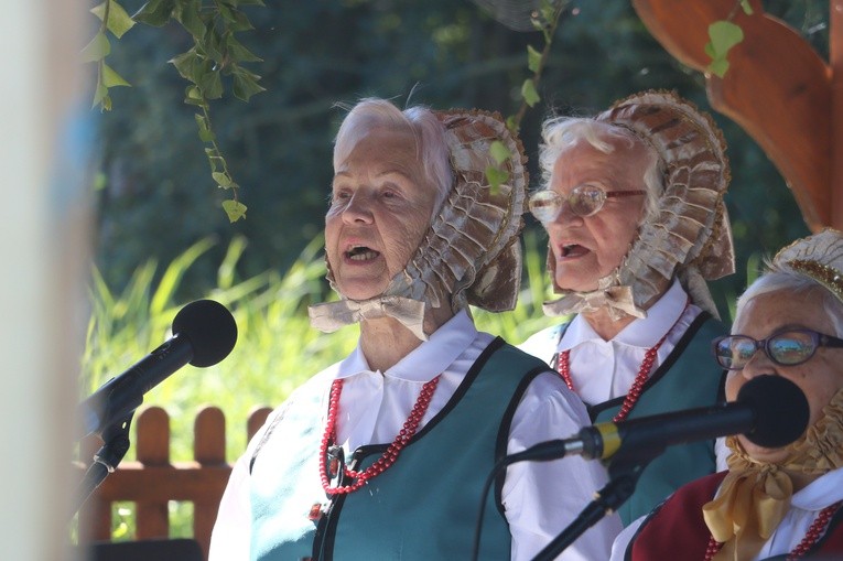 XVII Przegląd Zespołów Śpiewaczych "Seniorada"