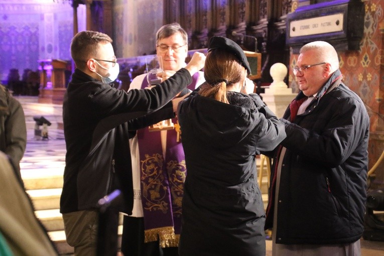 Płock. Betlejemskie Światło Pokoju 2021