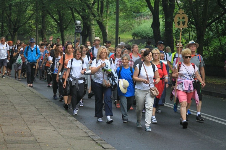 Wyjście pielgrzymki. Część 2