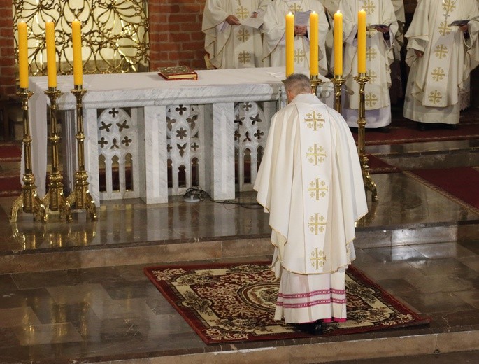 Święcenia biskupie ks. Wojciecha Skibickiego cz. I