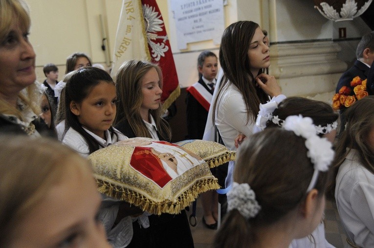 Pułtusk. Nawiedzenie w parafii św. Jana Pawła II