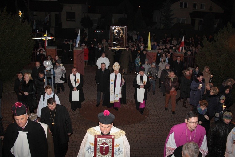 Modlin. Nawiedzenie w parafii św. Maksymiliana Kolbego