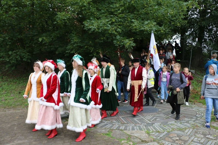 Pielgrzymka dzieci z Przasnysza do Rostkowa - cz. 2