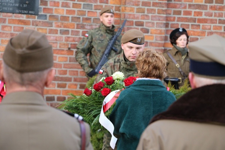 Szyszki. 71. rocznica śmierci Roja i Mazura