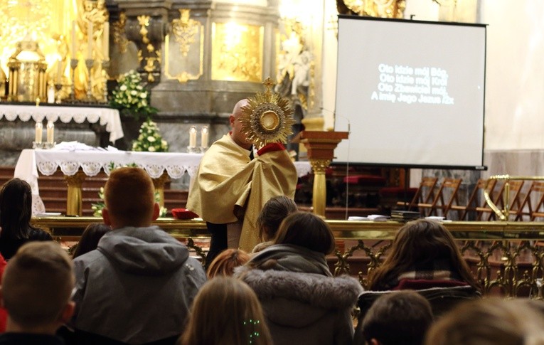 Czuwanie maturzystów diecezji elbląskiej