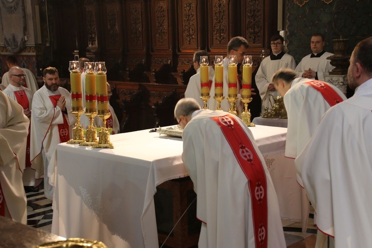 Płock. Obchody 100. rocznicy chrztu św. Jana Pawła II