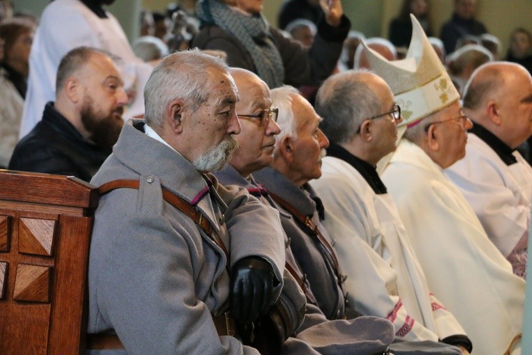 Ciechanów. Uroczystości w parafii MB Fatimskiej
