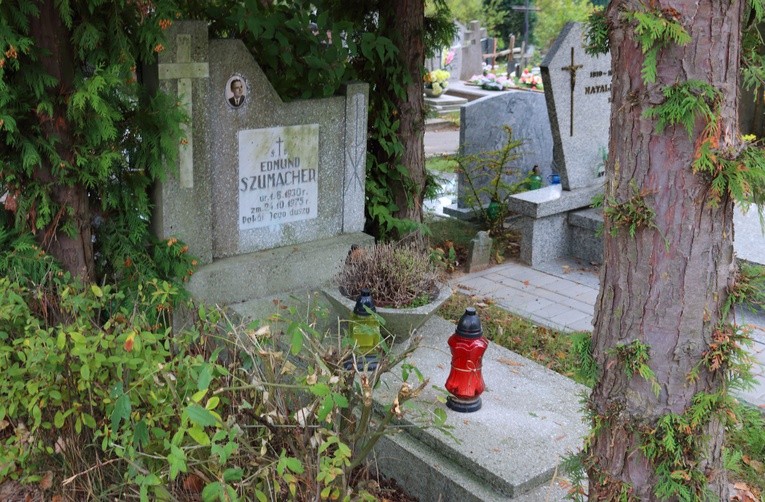 Cmentarz Dębica w Elblągu.