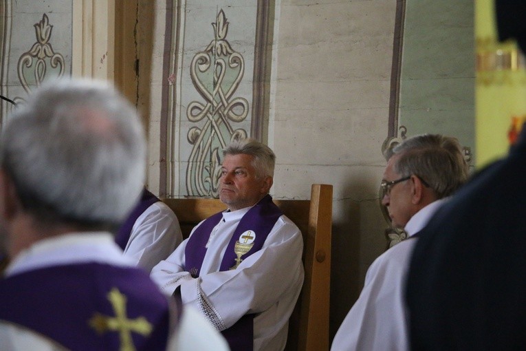 Lekowo. Pogrzeb ks. Tadeusza Janowskiego