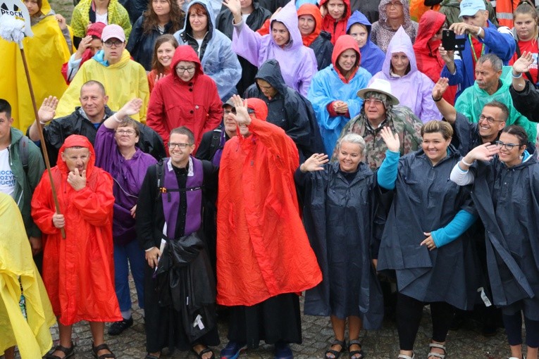 Pielgrzymka 2019. Wejście na Jasną Górę - część I