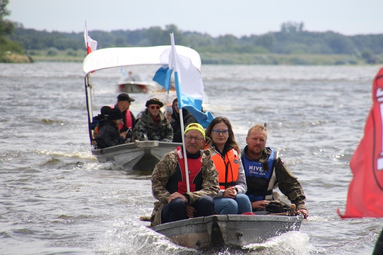 Płock. Wodna pielgrzymka