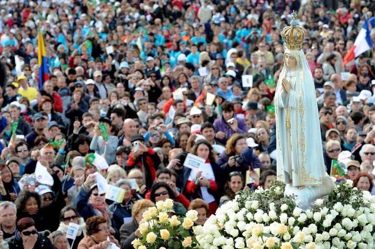 Chłopiec, który doznał uzdrowienia za pośrednictwem MB Fatimskiej daje świadectwo