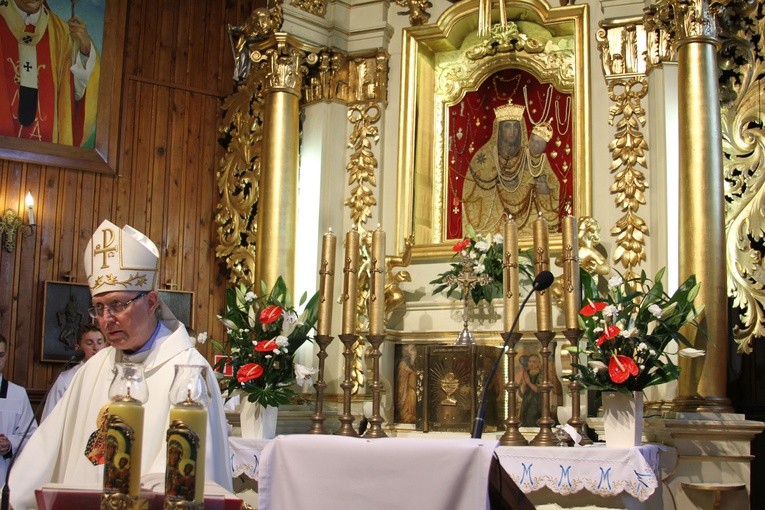 Dobrzyków. Nawiedzenie w parafii św. Stanisława BM