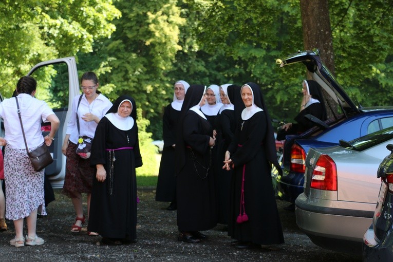 Nie taki zakonnik straszny...