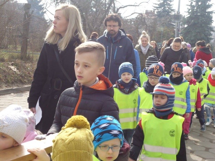 Droga Krzyżowa - Przedszkole bł. Franciszki Siedliskiej