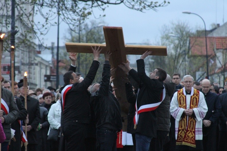 Droga Krzyżowa na ulicach Płocka