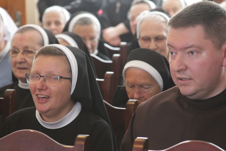 Obłóczyny u sióstr pasjonistek