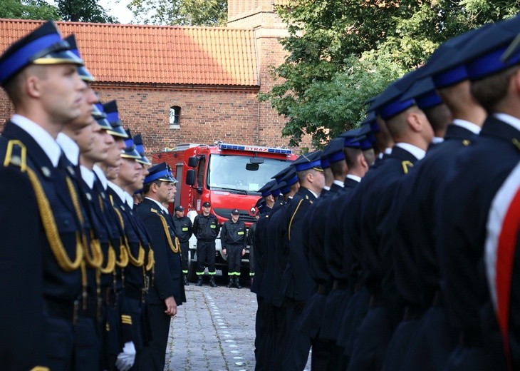 Nadanie sztandaru PSP - Kwidzyn