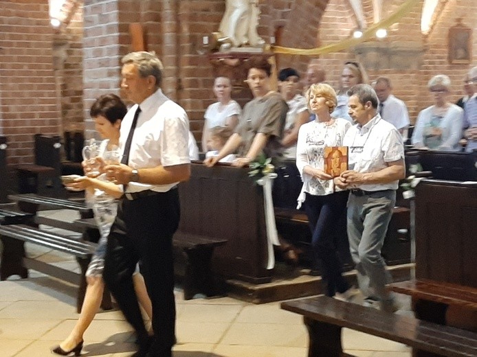 Pielgrzymka rodzin do Rud