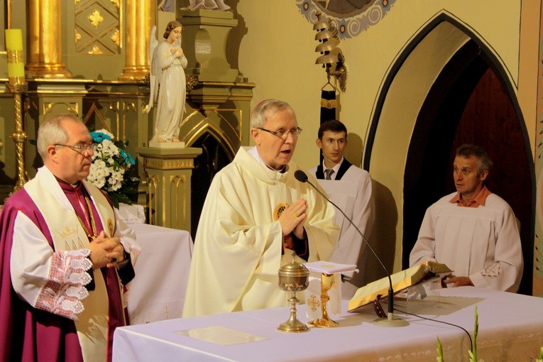 Żmijewo. Nawiedzenie w parafii pw. Matki Bożej Szkaplerznej