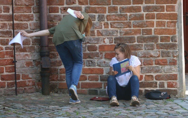 Ruszyły prace pomiarowe przy czerwonym kościele