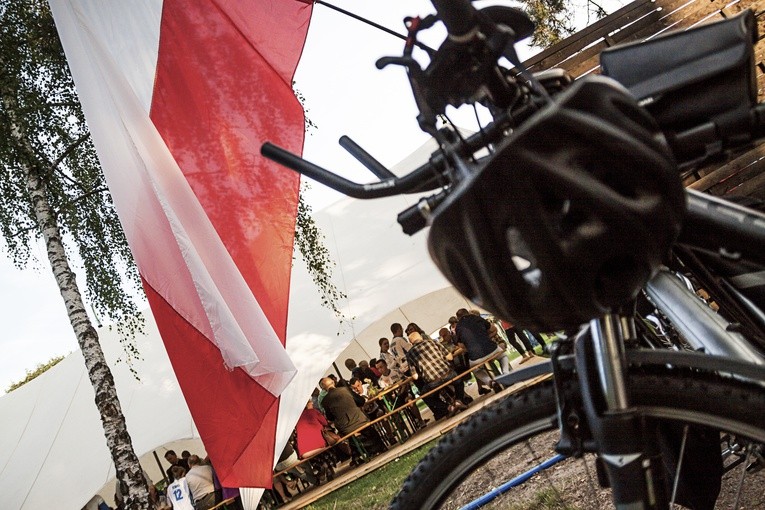 Wyjazd grupy rowerowej Niniwa Team na Wyprawę w Nieznane