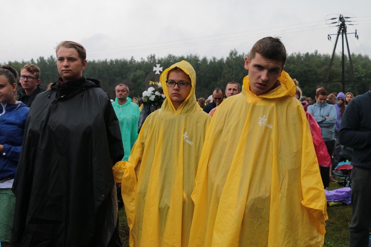Piąty dzień pielgrzymki - Msza św. 