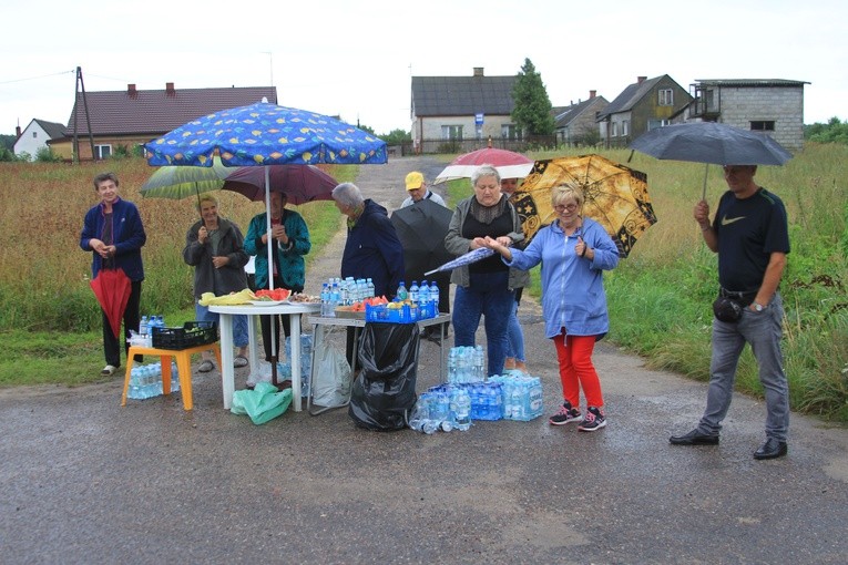 Pielgrzymka. Pątnicy w Sendeniu