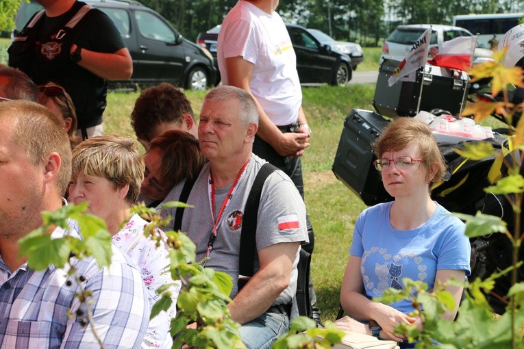 Popowo Borowe. Uroczystości upamiętniające żołnierzy NZW