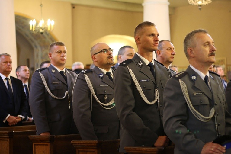 Sztandar dla policji w Przasnyszu