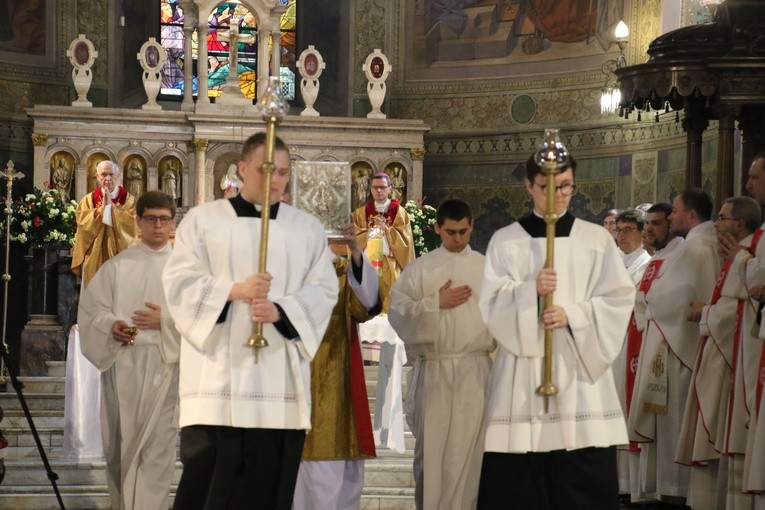 Płock. Obchody 100. rocznicy chrztu św. Jana Pawła II