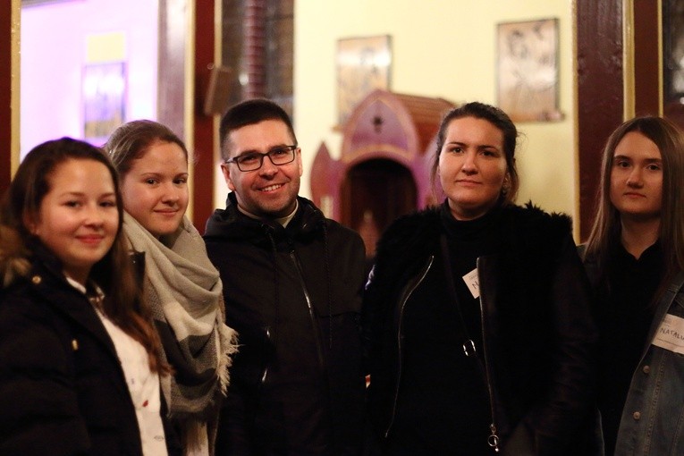 Prabuty. Czuwanie młodzieży diecezji elbląskiej