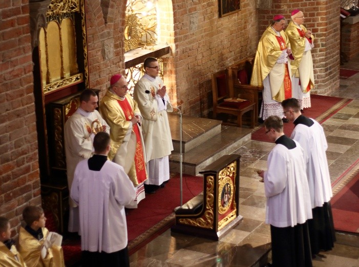 Powrócić do daru święceń