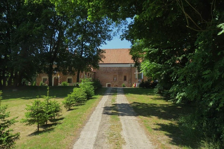 Klasztor na kadyńskim wzgórzu