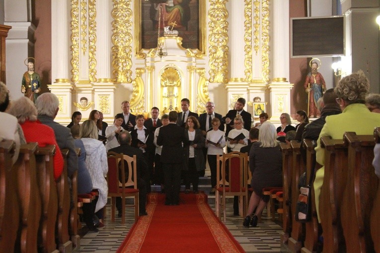 Byli alumni-żołnierze w Pomiechowie