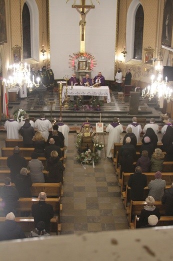 Stara Biała. Pożegnanie śp. ks. Jerzego Godlesia (1952-2020)