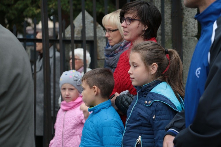 Koronka w Makowie Mazowieckim